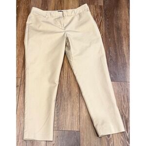 Liz Claiborne Career Emma Classic Khaki Capris Pants Womens Size 12
